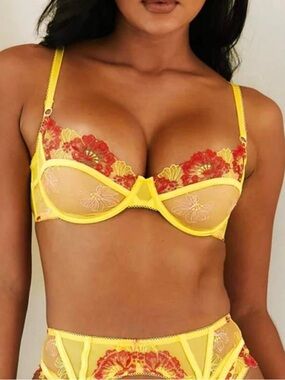 Leah Lounge Underwear Intimmate Set 💛
